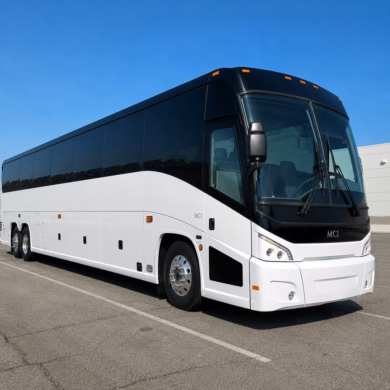 charter buses and minibuses for kentucky derby week transportation in louisville