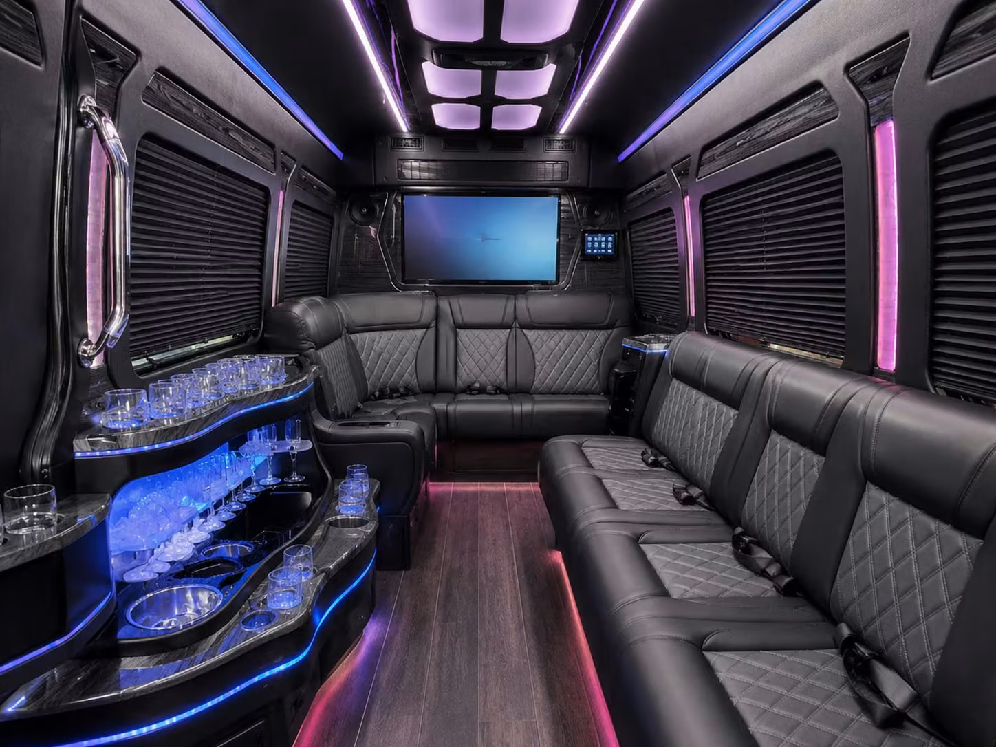 louisville bats game bus rentals to slugger field