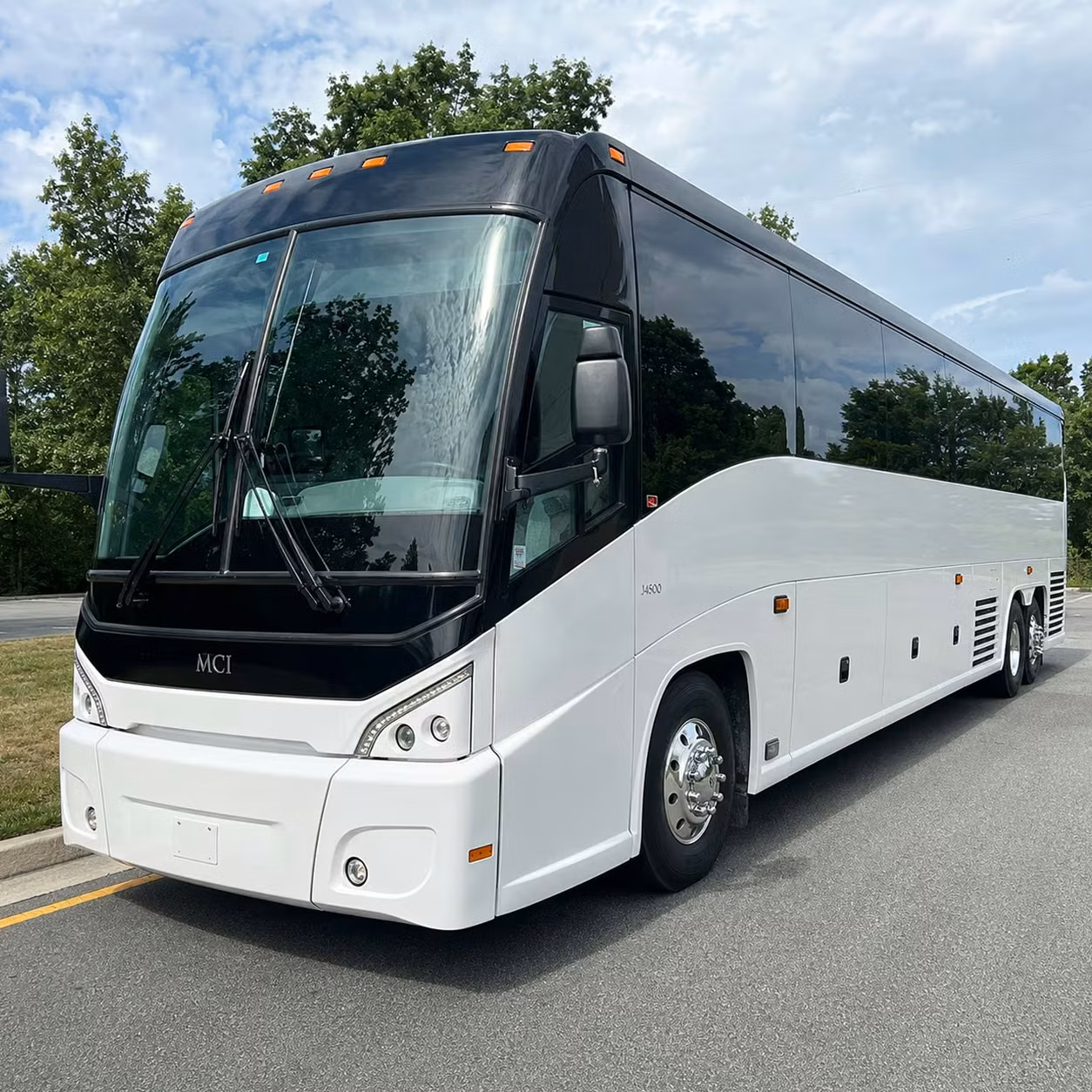 louisville to nashville long distance group transportation along the i 65 corridor