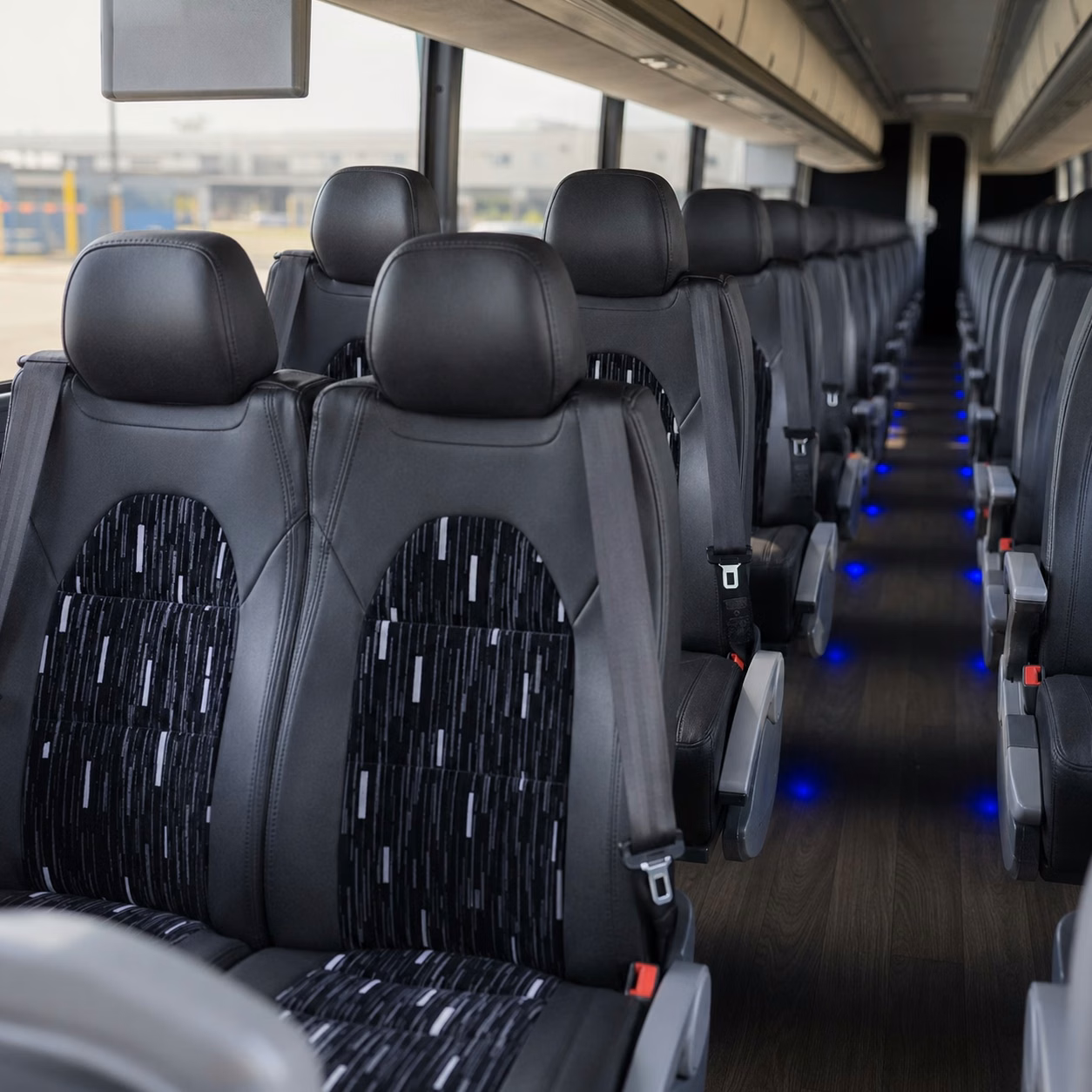 shuttle your wedding guests between louisville s most iconic venues